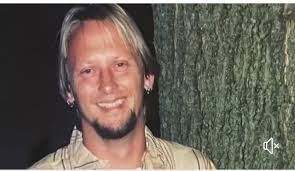 To all my fellow Wahawks, you can post Fallen Wahawks here. I know I dont  catch all of them, I randomly check the Couriers obits and post the ones I  see, but