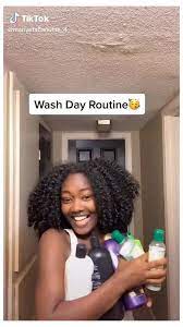 Black Women Hair Tutorial Hair Care Routine Black Women Haircareroutineblackwomen Curly Hair Styles Curly Hair Tips Natural Hair Styles