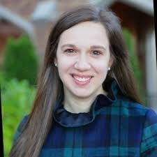 Alicia Cagle's Instagram, Twitter & Facebook