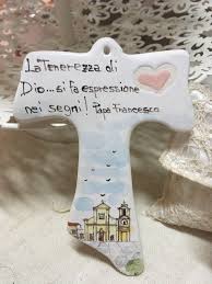 Bomboniera Tau Ceramica Chiesa Dipinta E Frase Papa Etsy Bomboniera Regali Per La Prima Comunione Biglietti Auguri Cresima Fai Da Te