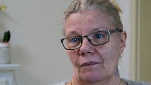 Hartz und herzlich: Beate wird bei tätlichem Angriff verletzt - TV SPIELFILM