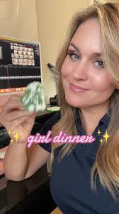 Emily Weiler's Instagram, Twitter & Facebook