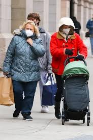 Diane kruger has learned that she has to use her voice and speak up for herself when it comes to equal pay and career choices. Diane Kruger Bundles Up In A Red Jacket And Black Leather Boots For An Outing With Her Mother And Her Daughter In New York City 270121 1