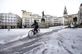 Está nevando en córdoba, se reporta que maru botana hará felices a los muñecos de nieve, aportó @aaleexx666. Ciudades Con Nieve En Espana 2021 Todos Los Tips