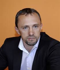 Úředník: Chtěl jsem nahrát korupci politiků, policie mi štěnici nedala