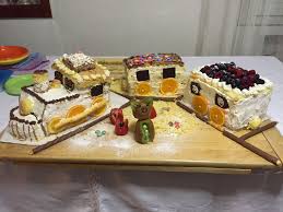 La Torta Treno Pan Di Spagna Crema Chantilly Al Cioccolato Cibo Torte Cioccolato
