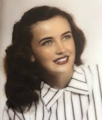 Gloria Metcalf's Instagram, Twitter & Facebook