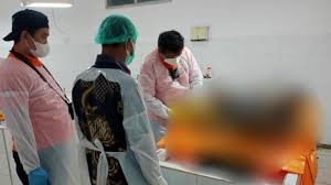 Gaji satpam lamongan gresik : Geger Pria Gondrong Bertato Sukron Ditemukan Gantung Diri Di Pinggir Jalan Situbondo Suara Jatim