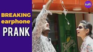 Tiktokdivyaprank #loveproposalprank #tamilprank tiktok divya prank | karthi love proposal prank hello friends, welcome to my channel, in this video we are going to see smoking prank on my. Breaking Earphones Prank Verithanam Kulfi Tamil Prank Vvs2020 Youtube