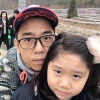 Mobile Apps Made Simple: The Ultimate Guide to Quickly Creating, Designing  and Utilizing Mobile Apps for Your Business by Jonathan McCallister