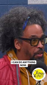 If there was such a thing as the American ambassador to 60s French Pop it  would have to be Elinor Blake, better known as @aprilmarch.official .  Elinor began her professional career in