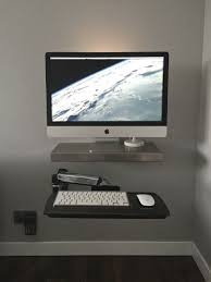 Mac Setup A Gorgeously Minimalist Apple Household Imac Desk Imac Imac Desk Setup