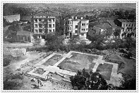 Sisli Cami Insaati Solda Gorunen Beyaz Bina Ise Bomonti Bira Fabrikasi 1945 Yili Avrupa Seyahati Camiler Istanbul