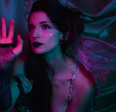 Merry Christmas, everyone🩷💕🎄 This is truly THE loneliest most f****ed up  Christmas of my life, but I hope to catch up with a lot of you leading into  the new year and