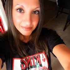 Debbie Knight (@DebbieK74061)