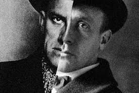 Крёстным отцом был николай иванович. Bulgakov Protiv Mayakovskogo Colta Ru