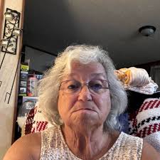 A big thku to A Cut Above and Lori for my awesome haircut. She is so good  and the sweetest person. Highly recommend her shop. 🙂