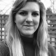 Rowena Wright's Instagram, Twitter & Facebook