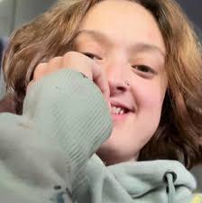 Family vacation was a much needed reset. Love these 2 with all my heart. 💙