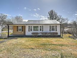 404 Highway 126, Bristol, TN 37620