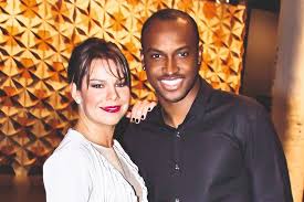 It receives articles from around the world and has an international editorial board. Thiaguinho Conta Como Foi Salvo Por Fernanda Souza No Reveillon