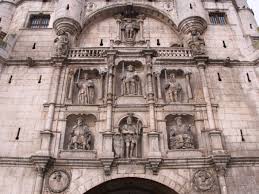 Archivo:Puerta de Santa María, Burgos. Fachada principal.jpg ...