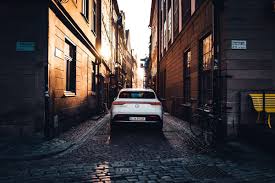 Ayth Th Deytera Fortiste To Xeimerino Fws Me Hlektrikh Taxythta Eqc Mondaymotivation Mercedes W124 Mercedes Benz Mercedes