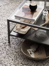 This coffee table can be the perfect addition to your living room, a home office, and many other spaces. Vintage Ikea Pieces In A Modern Setting Coco Lapine Design Salon Ikea Accessoires De Salle De Sejour Configuration De Salon