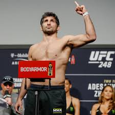 Beneil dariush likes his peace and quiet. Beneil Dariush Knows If He Keeps Winning The Top 10 Opponents Can T Avoid Him Forever Mma Fighting