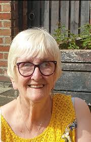 Debra Symonds's Instagram, Twitter & Facebook