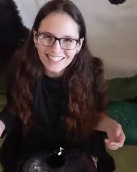 Musical Molly Khan (@musicalmollykhan)