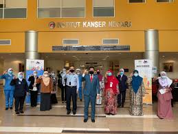 The event was held in auditorium of putrajaya hospital (hpj) and was attended mostly by pharmacists of putrajaya hospital, and also pharmacist hospital rehabilitasi cheras (hrc) and institut kanser negara (ikn). Dr Uzir On Twitter Pagi Ini Mengadakan Lawatan Turun Padang Bagi Program Klinik E Census Di Institut Kanser Negara Putrajaya Dosm Banci2020 Menghitungmalaysia Mycensus2020 Kpdosm Https T Co Nueovnpimc