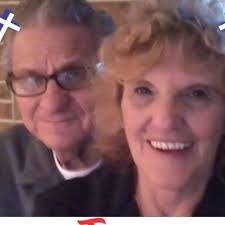 Paula Warnick's Instagram, Twitter & Facebook