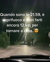 Per chi esce durante il coprifuoco c'è la multa fino a 1.000 euro, elevabile in caso di più violazioni. Coprifuoco La Mia Ragazza Mi Ha Buttato Fuori Di Casa Le Scuse Dei Furbetti Per Evitare Le Multe