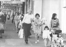Pin By Qiang Mohe On People Australian People Morning Shopping History