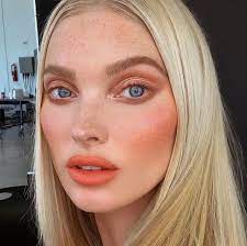 Whether you prefer the convenience of an electric can opener or you're perfectly fine with the simplicity of manual models, a can opener is an indispensable kitchen tool you can't live without unless you plan to never eat canned foods. 10 Best Spring 2021 Makeup Trends To Try Asap