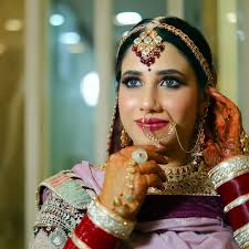 Prateek Arora Makeup Artist Services, Review and Info