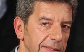 LES CONSEILS DU DOCTEUR CYMES. Dormez au boulot