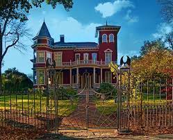 Photos Of Author Stephen King S Home In Bangor Maine Usa Horror House Stephen King House Kings Home