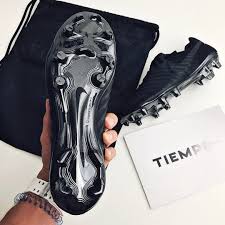 The Black Platinum Nike Tiempo Legend Vii Boots Introduce A Stealth Look For The Next Gen Tiempo Black Football Boots Soccer Boots Football Boots