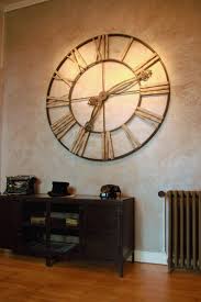 Un Hall Au Style Industriel Effet Mural Tadelakt Leroy Merlin Meuble Indus Maisons Du Monde Machine A Ecrire Arrier Tadelakt Radiateur Fonte Meuble Indus