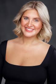 Headshot & Resume — ella warner