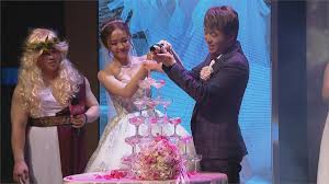 「國民小妹」賴慧如從選秀節目出道，曾經參與《我的老師叫小賀》的演出，沒想到拍了這齣戲她也陷入愛河，和導演老公高琮凱一殺青，兩人就踏上結婚禮堂，21歲就生了老公的前世情人，賴慧如也升格為漂亮媽咪。 《多情城市》 如萍（廖苡喬飾）和慧君（賴慧如飾）同時懷孕 戲外搞笑合照 這次. æˆ²è£¡å£žäº‹åšç›¡ å¤šæƒ…åŸŽå¸‚ æƒ¡å¥³ å‚³å©šè®Šè³´æ…§å¦‚æ¾„æ¸… åªæ˜¯æ¬å®¶ æ°'è¦–æ–°èžç¶²