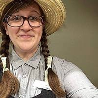 Hope's Table: Everyday Recipes from a Mennonite Kitchen by Hope Helmuth