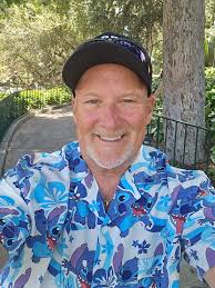 Yeah baby ! Scored the last XXL Stitch shirt in the Park !!!