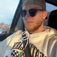 Does anyone here have a recommended person/company in the area that has  manual/stick shift driving lessons? Just a skill I wanna learn ;) I would  try to learn