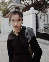 Hotgirl châu bùi tên thật là bùi thái bảo châu, sinh năm 1997, được biết đến là một người mẫu ảnh nổi tiếng hà thành. Vá»«a Bá»‹ Khui Chuyá»‡n Háº¹n Ho Chau Bui Ä'a Ngay Láº­p Tá»©c Len Tiáº¿ng Benh Binz Khong Pháº£i Bad Boy