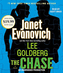 The Chase: A Novel (Fox and O'Hare): Evanovich, Janet, Goldberg, Lee,  Brick, Scott: 9781101926895: Amazon.com: Books
