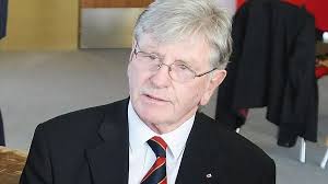 Sandy Busby's Instagram, Twitter & Facebook