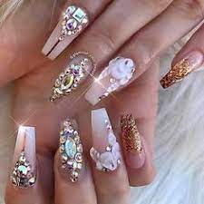 Las uñas acrílicas o uñas de acrílico son un tipo de uñas artificiales compuestas principalmente de acrílico y se usan como complemento estructural y/o decorativo de las uñas naturales ¿porque estructural? 47 Ideas De Unas De 14 De Febrero Disenos Artisticos En Unas Disenos De Unas Manicura De Unas